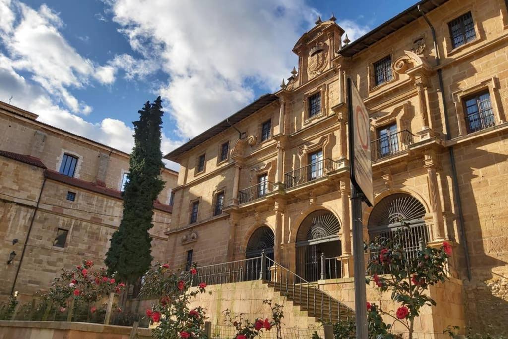 דירות אוביידו Nuevo-Casco Historico-Parking Gratuito. מראה חיצוני תמונה